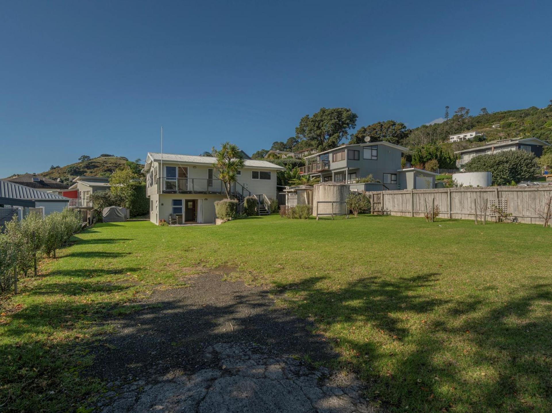 Hahei Kiwi Bach - Hahei Holiday Home Kültér fotó